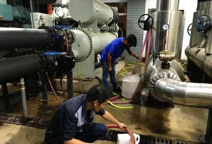 中央空调冷水机组的系统维护与设备保养全流程解析